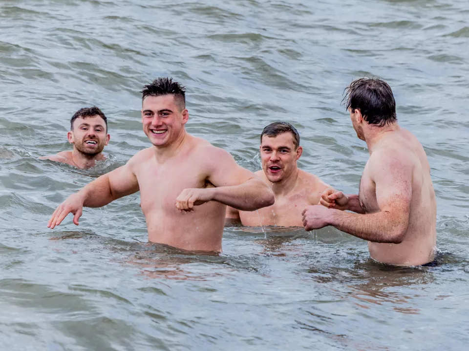 Rugby Players take part in Dip In for LauraLynn