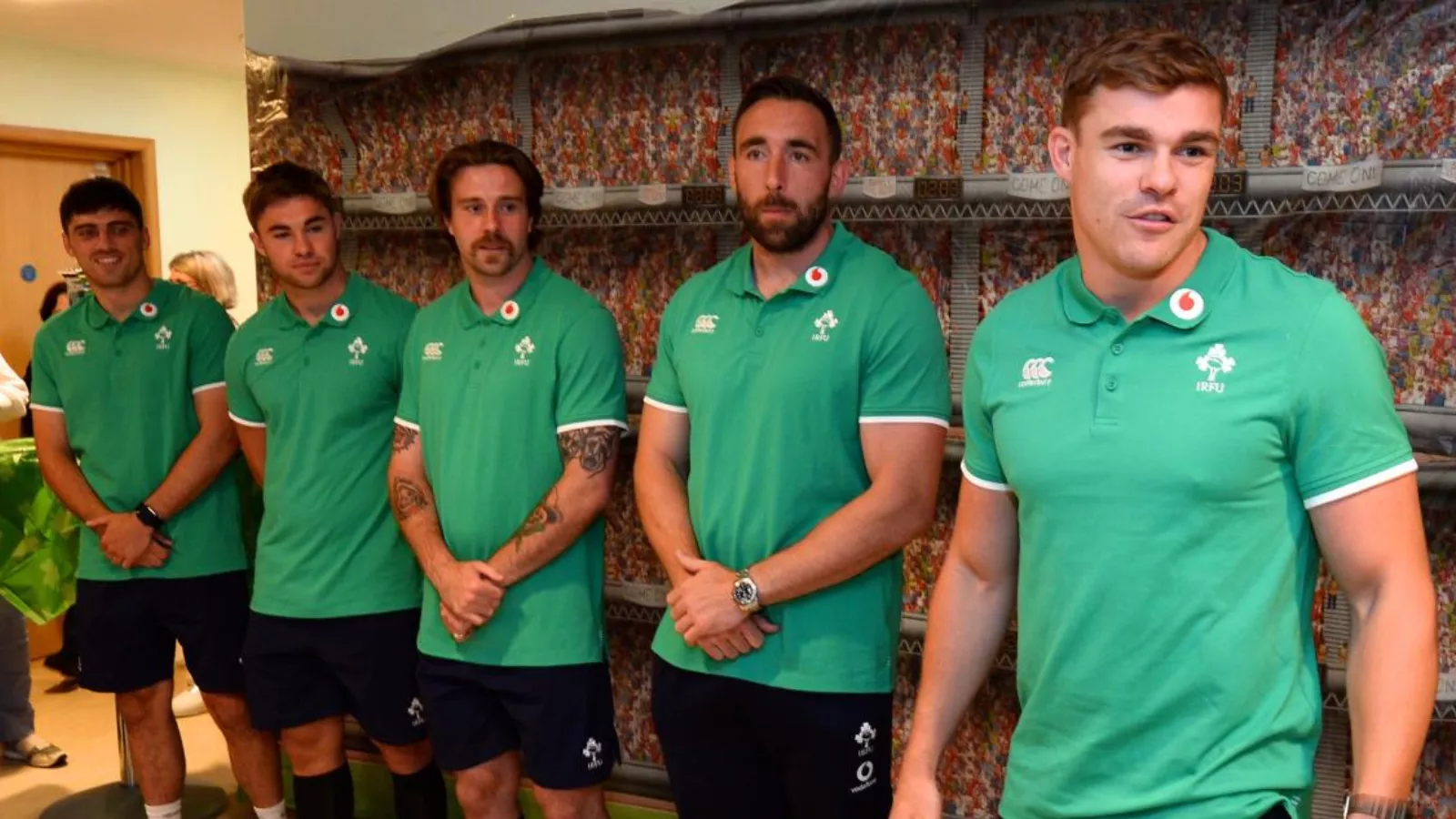 IRFU Rugby players visit LauraLynn